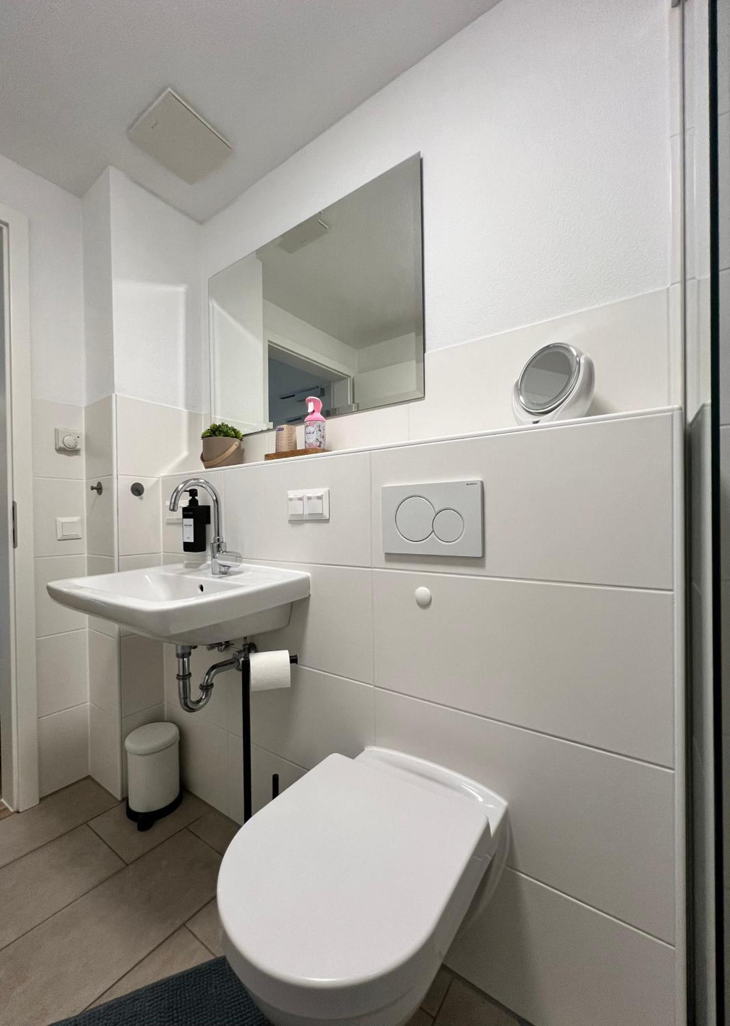 הנובר Moderne Wohnung Naehe Hbf-Lift-Tiefgarage-Contactless Check-In מראה חיצוני תמונה